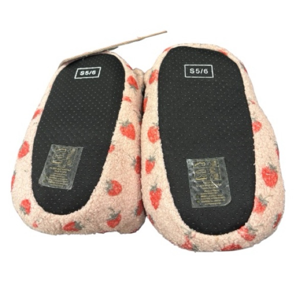 Rampage Ladies' Slippers - Pink with Strawberries (Small 5-6) - Picture 3 of 3